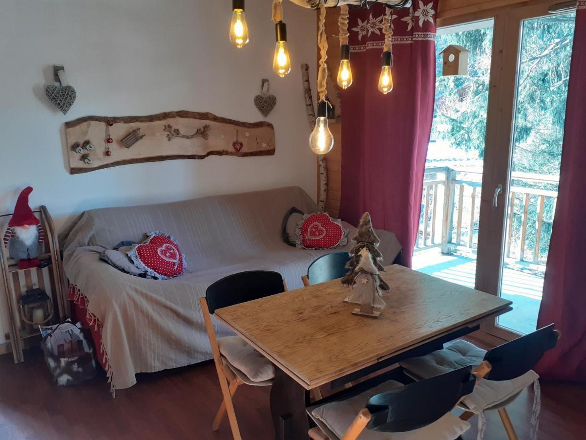 L'Erable at Les Chalets De Florence: Cozy Ski-In Apartment in Valfrejus Exterior photo